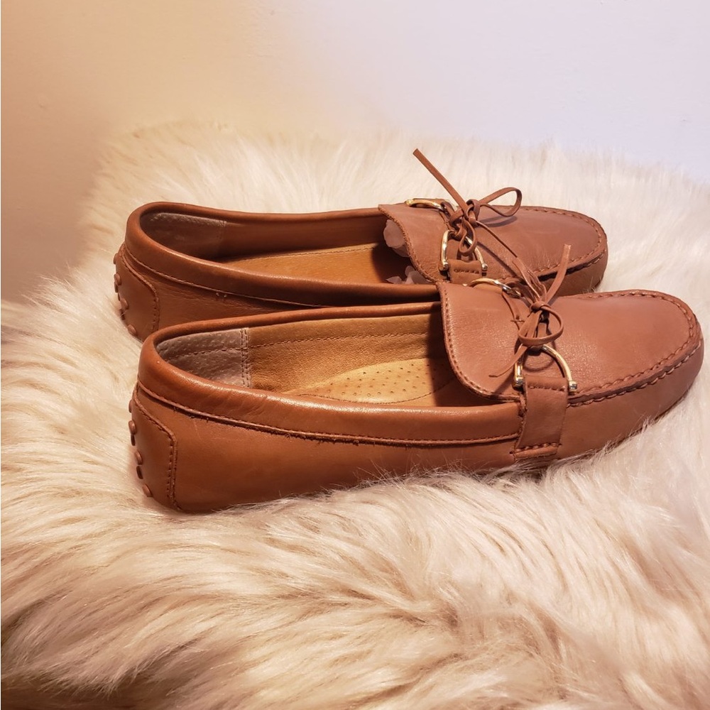 Lauren Women's Ralph Lauren Briley Moccasin Loafer slightly used.